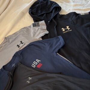 Men’s Under Armour bundle size Small